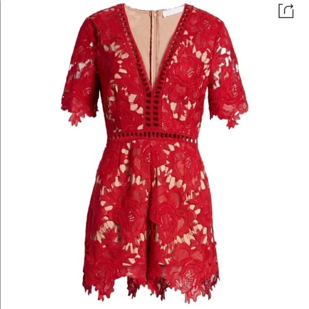 ASTR The Label Red Lace Short Sleeve V-neck Battenberg Mini Jumpsuit Romper sz S